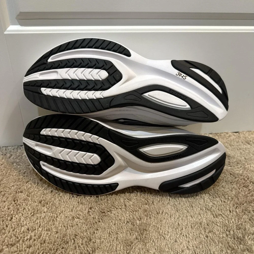 Saucony Guide 16 Mens Road Running Shoes White Black S20810-11 Size 10.5